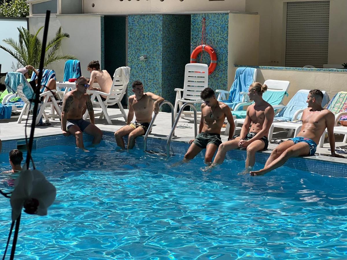 Hotel Ardea 리치오네 외부 사진